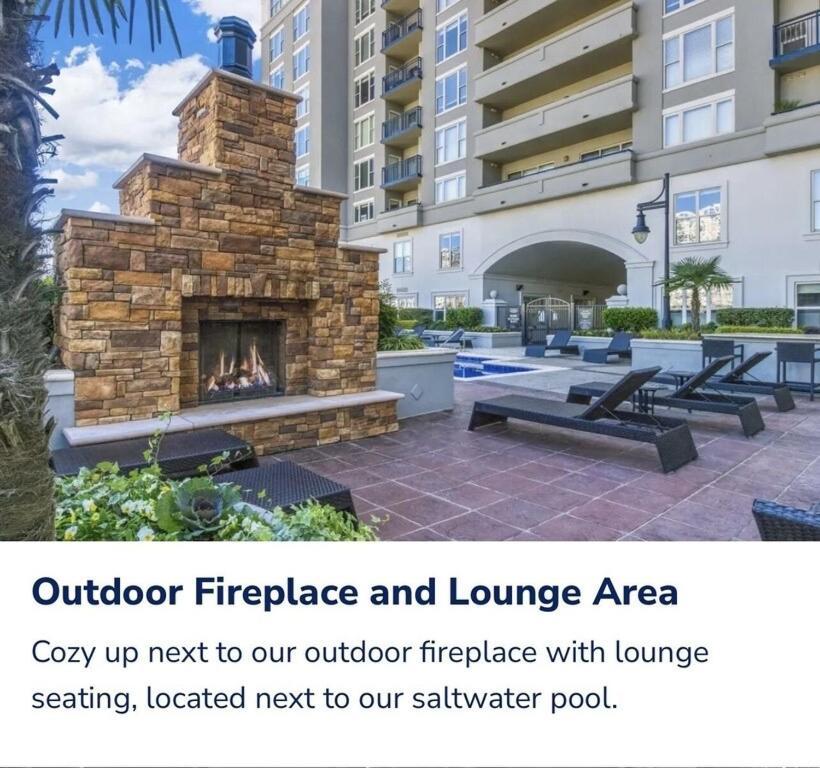 Spacious 2 Bedroom 2 Bathroom Apartment With Balcony In Uptown Charlotte! City Views & Free Parking! מראה חיצוני תמונה
