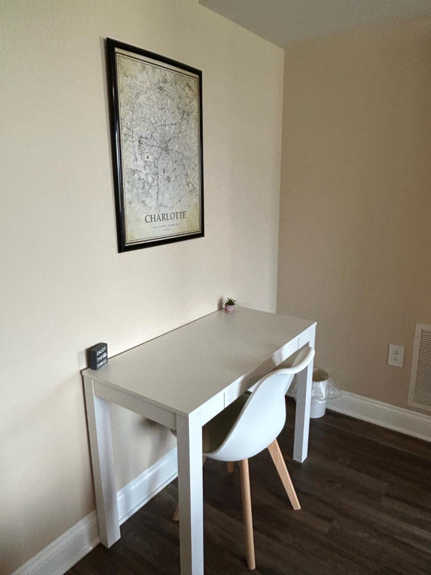 Spacious 2 Bedroom 2 Bathroom Apartment With Balcony In Uptown Charlotte! City Views & Free Parking! מראה חיצוני תמונה
