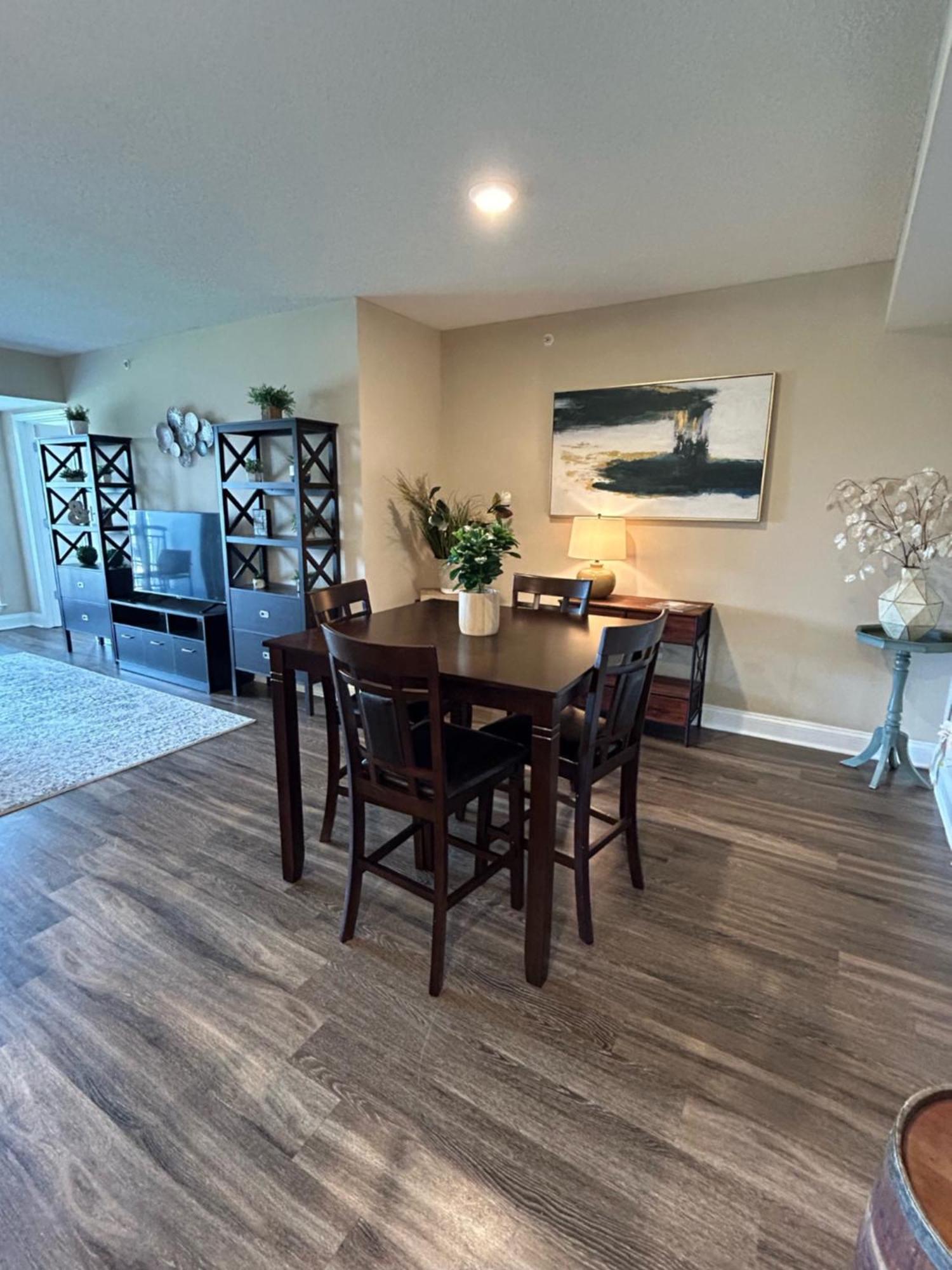 Spacious 2 Bedroom 2 Bathroom Apartment With Balcony In Uptown Charlotte! City Views & Free Parking! מראה חיצוני תמונה
